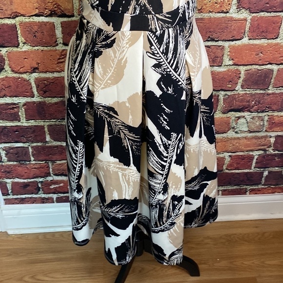 Revamped Strapless Tan & Black Skater Dress Size S - Picture 6 of 17